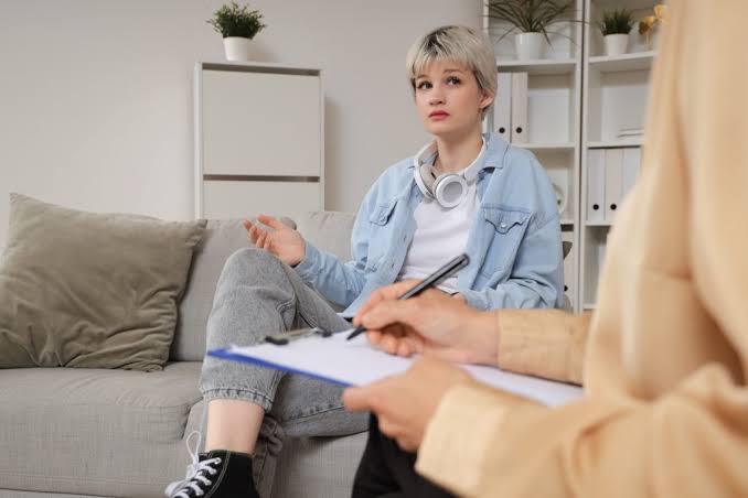 How to Find the Right Mental Health Professional: What to Consider Before Starting Therapy